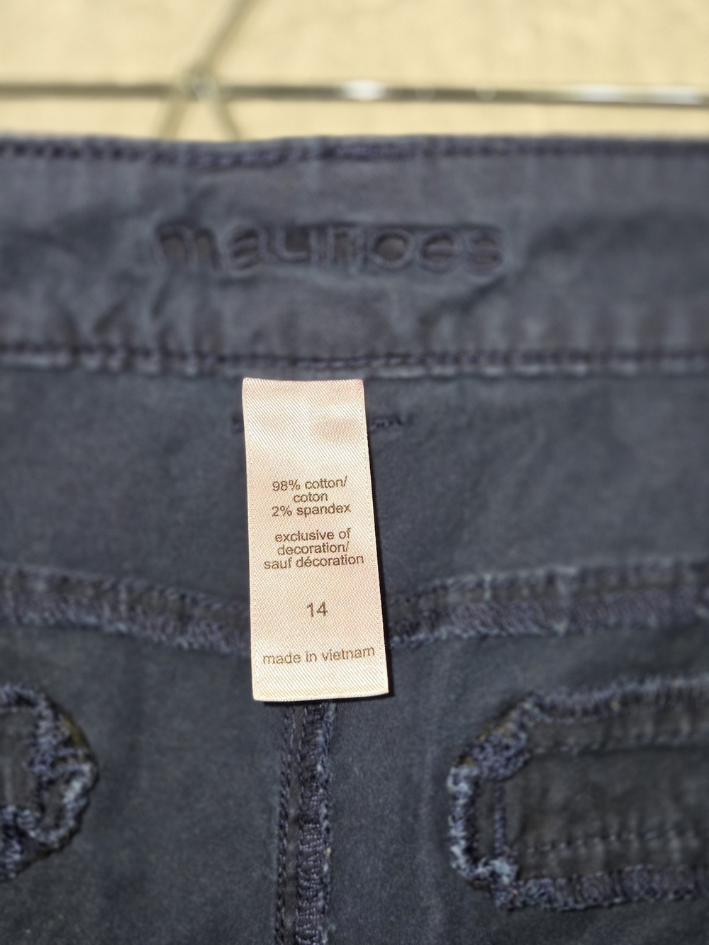Maurice's Womens Navy Casual Shorts Sz 14 - Picture 2 of 4